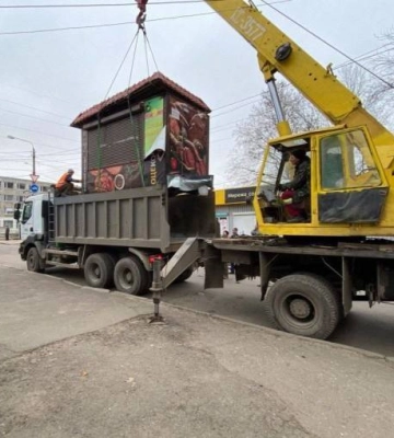 Мерія поки не буде прибирати з вулиць Миколаєва кіоски, в яких працюють люди