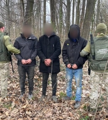 &quot;Улов&quot; на Словацькому кордоні: групу іноземців та кількох громадян України затримано