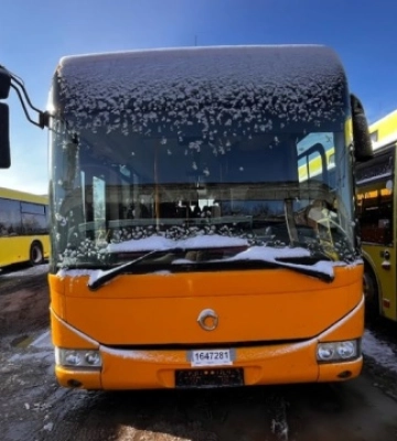 Зі Львівщини у Чернігівську область передали 6 шкільних автобусів