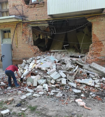 Харків’янам, чиє житло пошкоджено обстрілами, можуть безплатно вивезти сміття