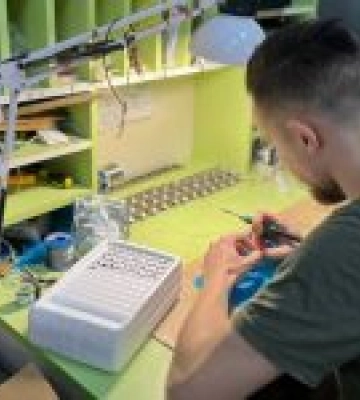 У Чернівцях налагодили виробництво електроніки для бджільництва