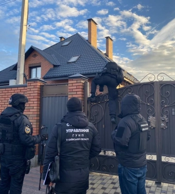 Виправдовував збройну агресію військових РФ. Жителю Бучі повідомили про підозру — прокуратура