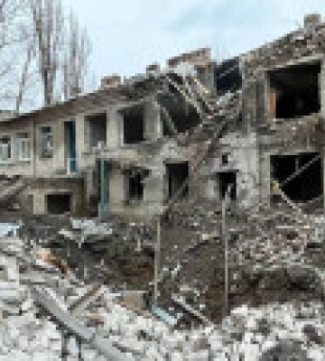 росіяни завдали авіаудар по Авдіївці, влучили по дитсадку