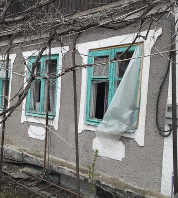 На Донеччині цілу ніч тривали обстріли, є руйнування