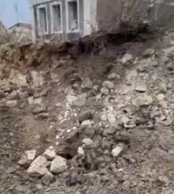 Окупанти керованими авіабомбами прицільно вдарили по селу Львове на Херсонщині,- ОВА. ВIДЕО