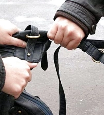 В Одесі затримали волинянина, який побив перехожого та відібрав його сумку