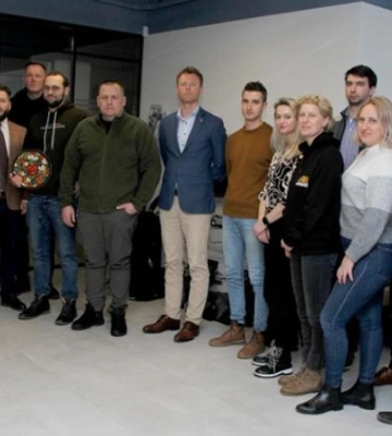Генеральне консульство Чехії для Дніпра та підтримка інвестиційних проєктів: Філатов провів зустріч з іноземними партнерами