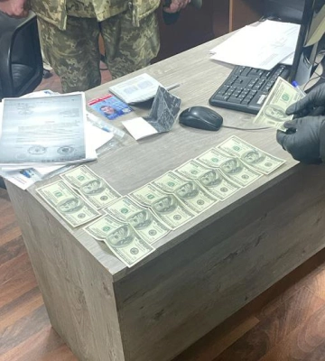 На Волині &quot;ухилянт&quot; пропонував тисячу доларів прикордоннику