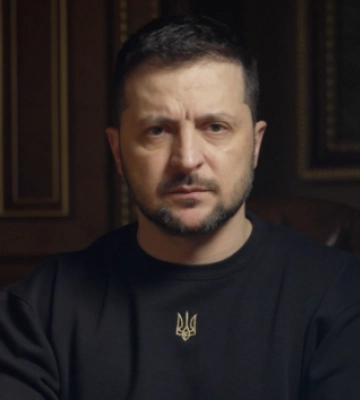 Роковини удару по драмтеатру в Маріуполі: Зеленський пообіцяв покарати винних. Відео