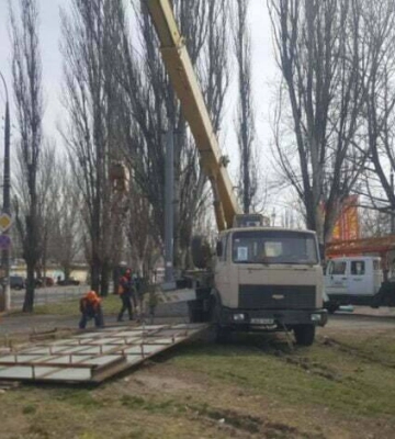 Миколаїв: З вулиць прибрали борди