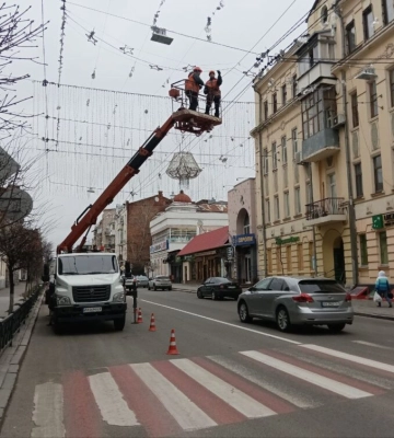 «Звездное небо» восстанавливают в Харькове (видео)