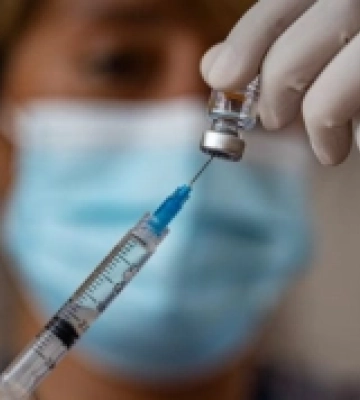 Мешканцям Рівненщини нагадали, де і коли можна вакцинуватись від коронавірусу