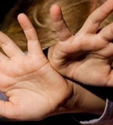 На Закарпатті мати та вітчим ґвалтували 12-річну дитину і знімали на відео