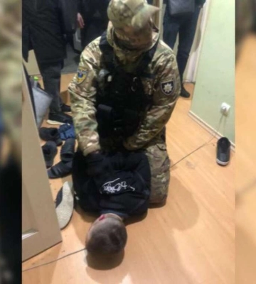 Катування, грабежі та викрадення: у Дніпрі затримали озброєну банду