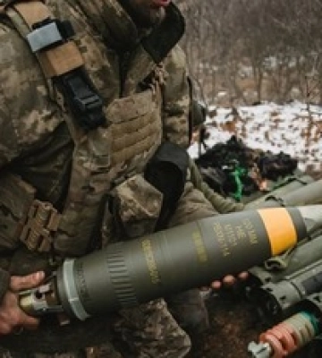 Враг нервничает: командующий Сухопутными войсками ВСУ показал видео боев под Бахмутом