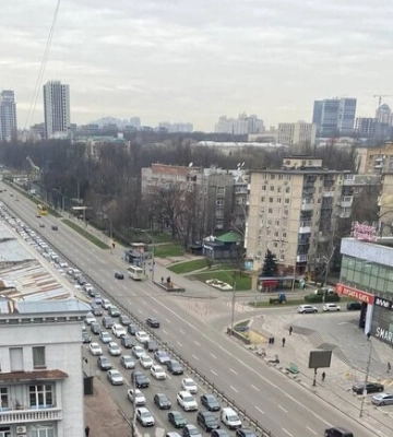 Востаннє таке було, коли приїздив Байден: у Києві величезний затор на проспекті Перемоги