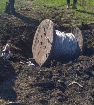 Под Херсоном на мине подорвались трое энергетиков