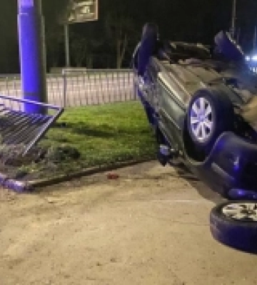 Внаслідок нічної ДТП у Рівному постраждав іноземець