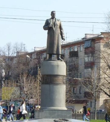 У Полтаві на місці пам’ятника Зигіну планують встановити меморіал на честь українських воїнів
