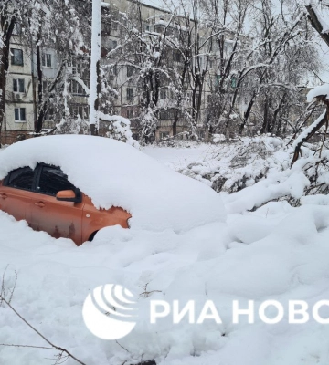 Луганськ завалило снігом. До стихії «ЛНР» виявилася не готовою, заявив Пасічник