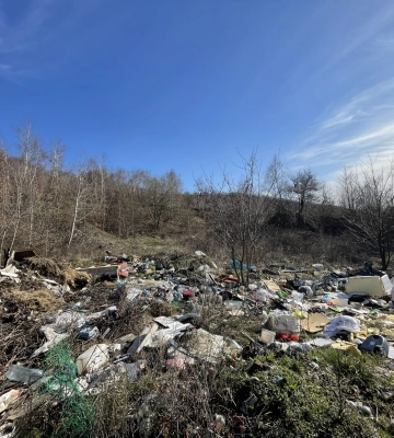 На Ужгородщині виявили несанкціоновані сміттєзвалища