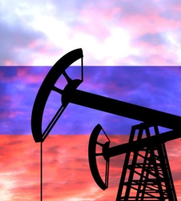 Єврокомісія поки що залишить граничні ціни на російську нафту на рівні $60 за барель — Bloomberg