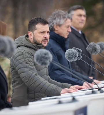 Зеленський розповів, у якому форматі може бути кінець війни з РФ за столом переговорів