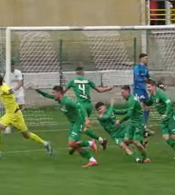 Голкіпер Ворскли U-19 голом головою у компенсований час приніс нічию своїй команді - ВІДЕО