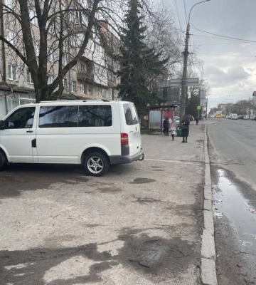 У Луцьку сталися практично ідентичні ДТП, в яких постраждали дві жінки одного віку (ФОТО)