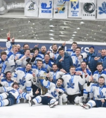 «Сокіл» - чемпіон України з хокею