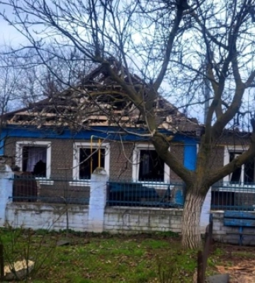 Ворог обстріляв два села на Херсонщині керованими авіабомбами