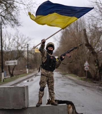 Під Бахмутом захисники відбили понад 20 атак ворога, а біля Мар’їнки та Авдіївки – понад 15