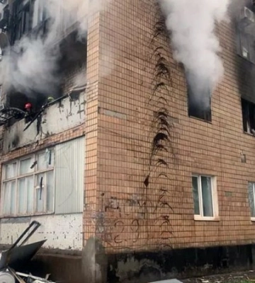 У Кривому Розі горить п`ятиповерхівка: 4 травмованих, 10 людей врятували
