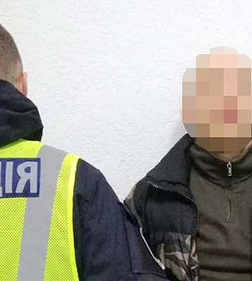 Поліцейські затримали зловмисника, який ошукав військових на продажі неіснуючих товарів