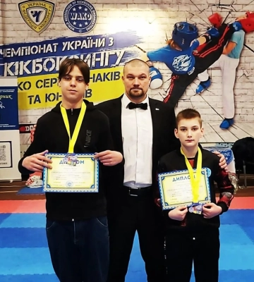 Кропивницькі кікбоксери стали призерами чемпіонату України (ФОТОФАКТ)
