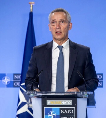 НАТО готує багаторічну програму підтримки для України – Столтенберг