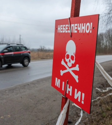 У Харкові закрили вхід ще на два цвинтарі
