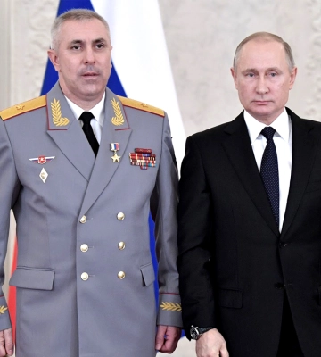 Был &quot;идиотом&quot;: РосСМИ узнали, почему Путин уволил генерала, провалившего наступление на Угледар