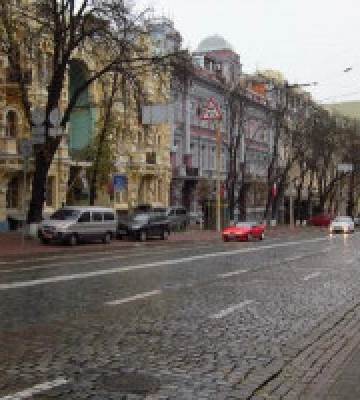 Київські слідчі завершили досудове розслідування щодо аферистки, яка заволоділа квартирою вартістю 6, 6 млн гривень