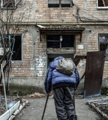Цивільні не хочуть евакуйовуватися з Авдіївки, дітей переховують – влада