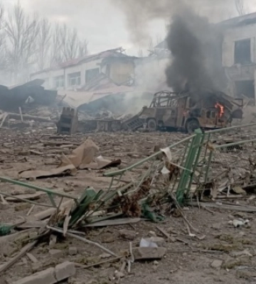 Через ворожий авіаудар зруйнована гімназія в Оріхові на Запоріжжі