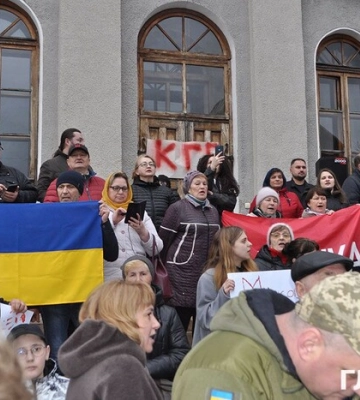 Місцева влада заборонила діяльність УПЦ МП в Хмельницькій області