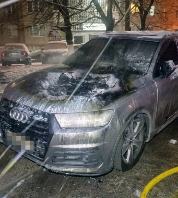 Вночі невідомі підпалили авто  52-річного рівнянина