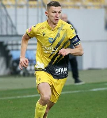 Динамо та Шахтар "полюють" за 19-річним талантом: Рух не ведеться на інтерес грандів