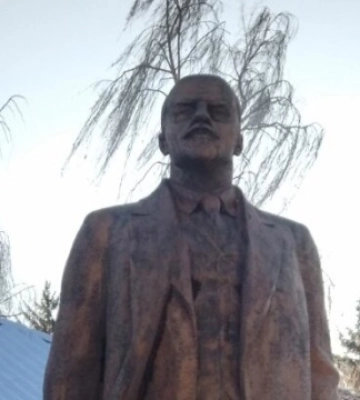 Бронзового Леніна з Черкащини продали за понад пів мільйона гривень