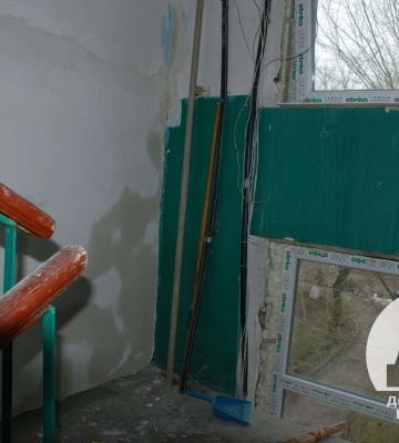 Оновлення в чотирьох під’їздах: у Дніпрі продовжують ремонтувати житловий фонд