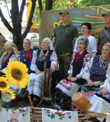 «За 20 років не зустріла тут жодної автентичної російської пісні» – дослідниця фольклору Донеччини Ірина Крюченко