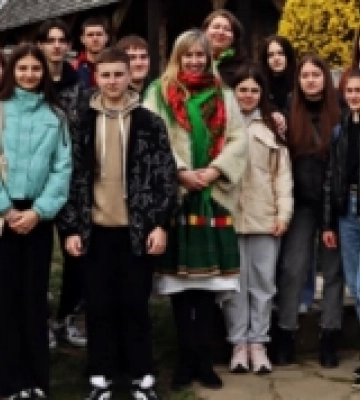 Для ужгородських студентів провели екскурсію «Великодні традиції на Закарпатті»