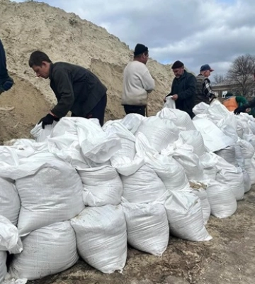 У Краматорську пошкоджено дамбу, затоплено будинки