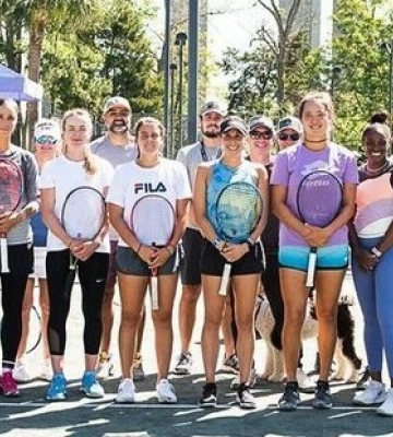 Одеська тенісистка Еліна Світоліна зібрала 100 000$ на допомогу українцям перед матчем у Чарльстоні